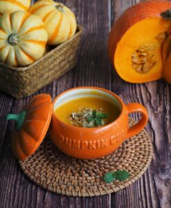 Kürbis-Hühnchen-Suppe