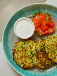 Zucchini-Puffer (Art Mücver)